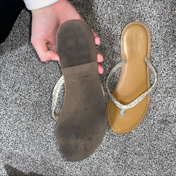 Old Navy Braided Sandals - Picture 3 of 3